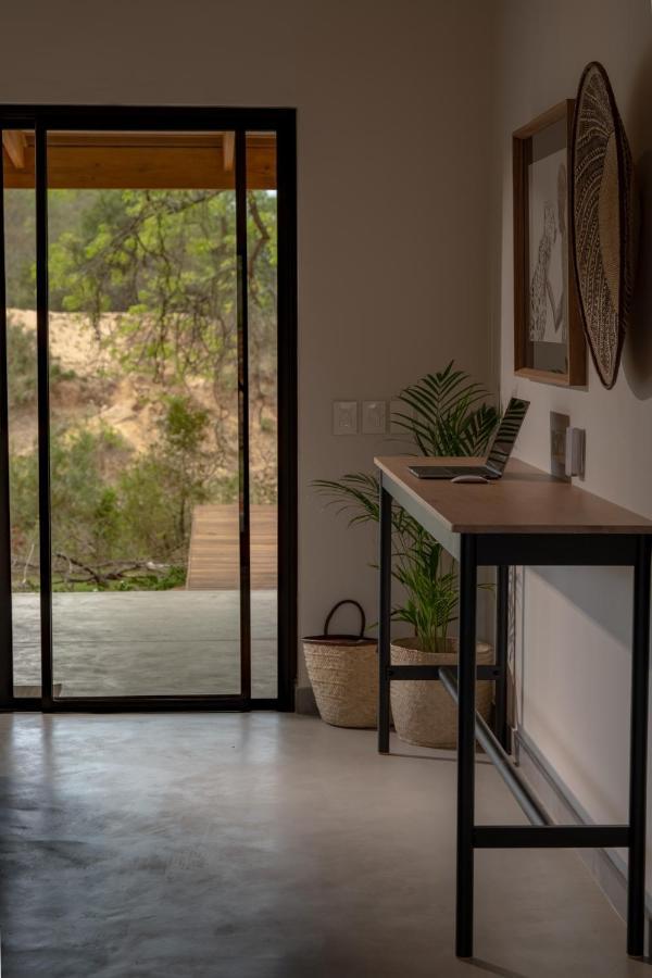 Villa Nomads Den Private With Heated Pool On Wildlife Estate Riverbed Hoedspruit