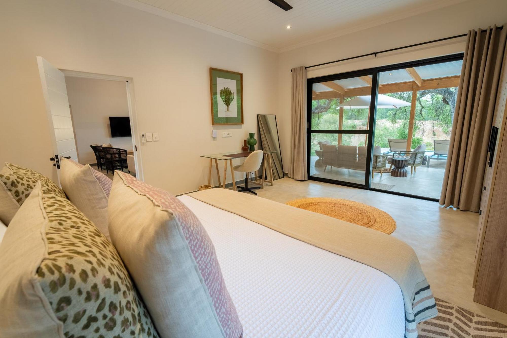 Villa Nomads Den Private With Heated Pool On Wildlife Estate Riverbed