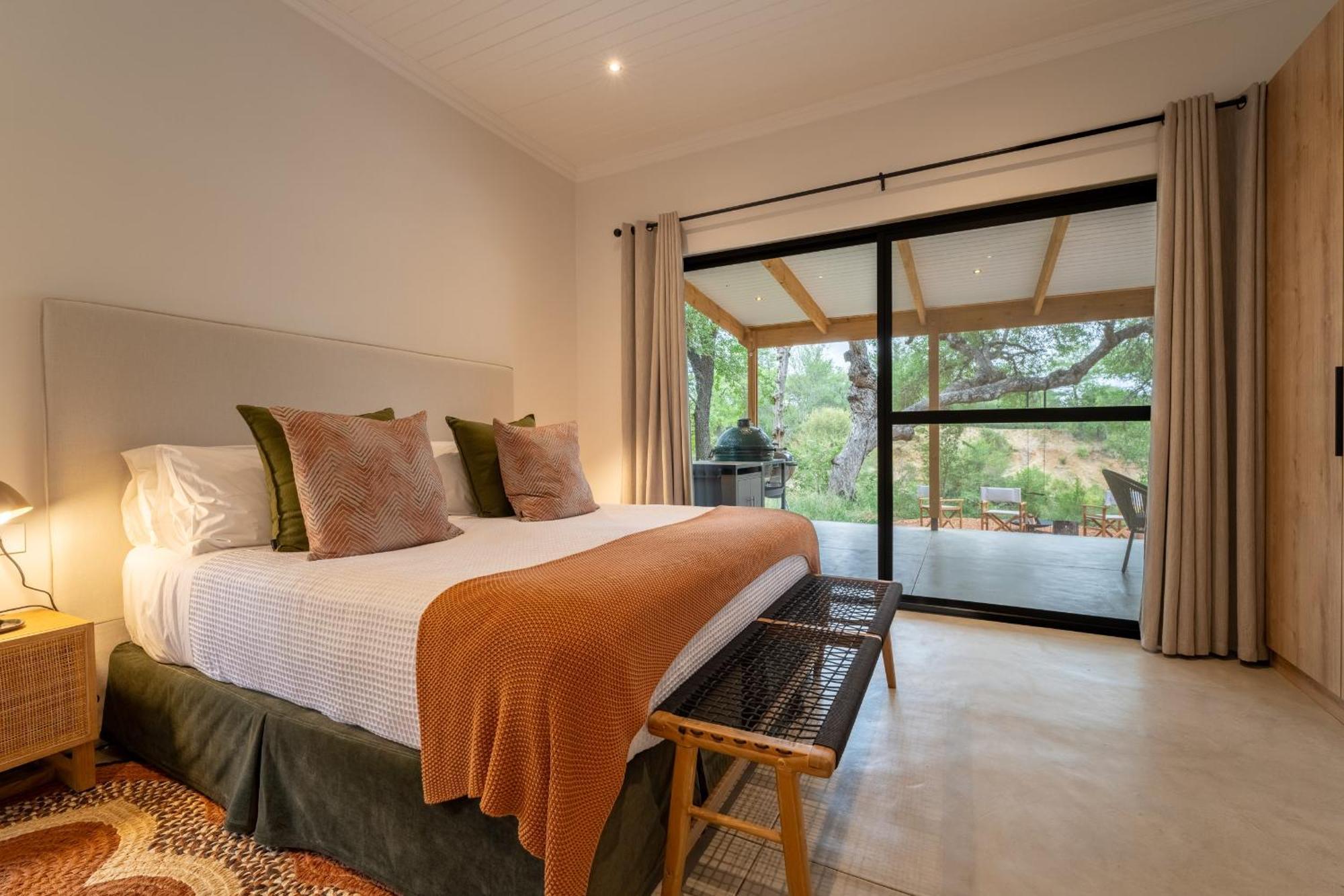 Nomads Den Private With Heated Pool On Wildlife Estate Riverbed *
